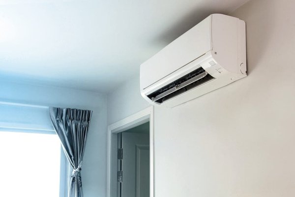 Mini-Split Installation - Ductless mini-split systems are a smart option when you want efficient heating and cooling without ductwork.
They work especially well in homes around Corona where certain rooms run hotter, colder, or were added later.
If you’re dealing with comfort issues in a specific space (not the whole house), mini-splits can be the “right tool for the job.”
✔ Great for room additions, garages, ADUs, and home offices
✔ Ideal for older homes with limited or no duct access
✔ Perfect when one room never feels comfortable Mini-Split Installation - Ductless mini-split systems are a smart option when you want efficient heating and cooling without ductwork.
They work especially well in homes around Corona where certain rooms run hotter, colder, or were added later.
If you’re dealing with comfort issues in a specific space (not the whole house), mini-splits can be the “right tool for the job.”
✔ Great for room additions, garages, ADUs, and home offices
✔ Ideal for older homes with limited or no duct access
✔ Perfect when one room never feels comfortable