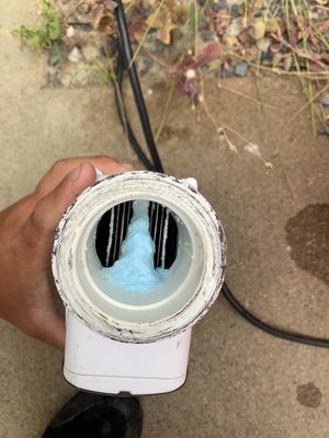 Salt cell maintenance - Owning a salt cell is a huge boost to your pools overall health, however regular maintenance is needed to preserve its life expectancy.
Overtime calcium naturally builds up on a salt cell and such a highly sought after component shouldn’t go unnoticed, specially at its price point.
A pool guy that doesn’t frequently inspects your salt cell may just be the cause it stops working suddenly, and after spending $2,000 on this component it’s in your best interest to hire someone who will frequently clean it and provide you with pictures after service. Salt cell maintenance - Owning a salt cell is a huge boost to your pools overall health, however regular maintenance is needed to preserve its life expectancy.
Overtime calcium naturally builds up on a salt cell and such a highly sought after component shouldn’t go unnoticed, specially at its price point.
A pool guy that doesn’t frequently inspects your salt cell may just be the cause it stops working suddenly, and after spending $2,000 on this component it’s in your best interest to hire someone who will frequently clean it and provide you with pictures after service.