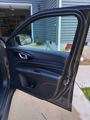 Before/After Basic Detail Jeep Cherokee - This was a basic detail of the interior and exterior. Washed the exterior including rims and door jams, cleaned the interior including everything from dash to trunk! Got her back shining and got a protector applied to the exterior! Before/After Basic Detail Jeep Cherokee - This was a basic detail of the interior and exterior. Washed the exterior including rims and door jams, cleaned the interior including everything from dash to trunk! Got her back shining and got a protector applied to the exterior!
