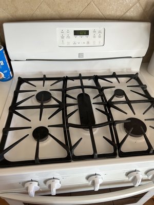 Deep cleaning in kitchen - We did a deep cleaning in the kitchen today. We cleaned tabletops , outside of the cabinet . We organized stuff and washed dishes. We also do deep cleaning on the stove and oven .  . Client loved the service,