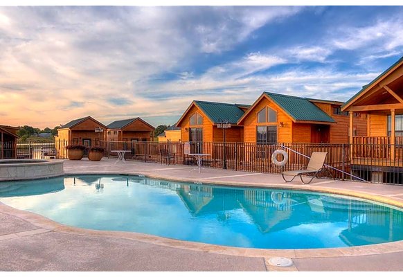 Amenities - Newly renovated pool and poolfront Amenities - Newly renovated pool and poolfront