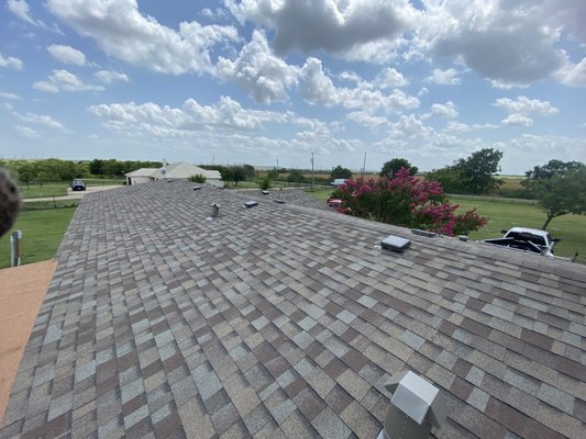 Miller Rd - Full Roof Replacement - Here we have a trailer home out in Midlothian, Texas that received a full roof replacement with Weather Wood Asphalt shingles. The job was completed in 1 day and customer satisfaction was met. Miller Rd - Full Roof Replacement - Here we have a trailer home out in Midlothian, Texas that received a full roof replacement with Weather Wood Asphalt shingles. The job was completed in 1 day and customer satisfaction was met.