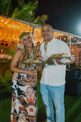 Best dinner experience on Oahu - The dinner you’ll talk about for the rest of your trip 🔥
✔ Traditional imu ceremony
✔ Slow-roasted pig
✔ All-you-can-eat Hawaiian buffet
If you’re searching for where to eat on Oʻahu—this is it. Best dinner experience on Oahu - The dinner you’ll talk about for the rest of your trip 🔥
✔ Traditional imu ceremony
✔ Slow-roasted pig
✔ All-you-can-eat Hawaiian buffet
If you’re searching for where to eat on Oʻahu—this is it.