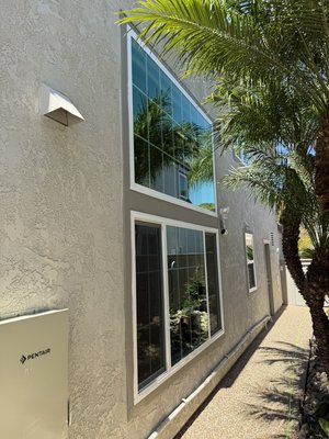 Spring Window Cleaning! - We did a full interior/exterior window cleaning for this customer! We utilized our water-fed pole system paired with our spotless deionized water filtration system to ensure a spotless streak free finish!