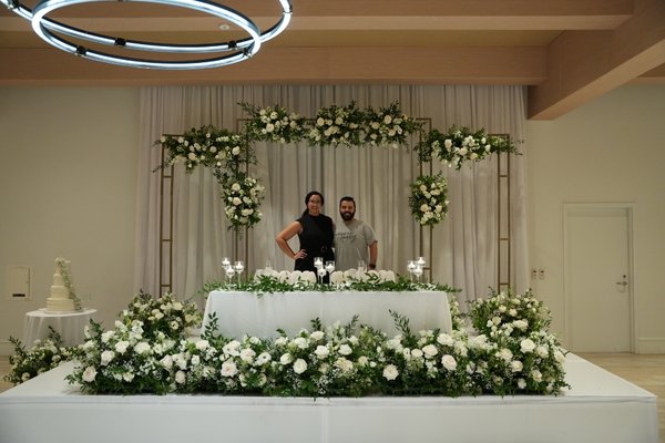 Arch & sweetheart tables - Arches and sweetheart tables are the best investments, I call them "High Impact" pieces that will be in many photographs and infront of your