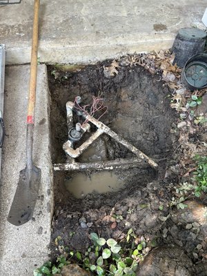 New valve and ball valve ,Arlington Tx - When I looked at this it was practically out of the ground but it was even leaking so I redid everything. New valve and ball valve ,Arlington Tx - When I looked at this it was practically out of the ground but it was even leaking so I redid everything.