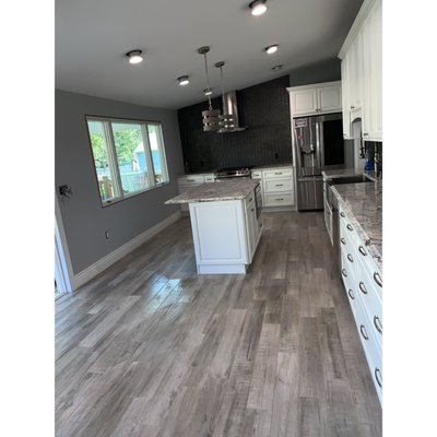 Post Construction Cleaning - Creating a clean and safe kitchen is an important step to a healthy home. A clean house will help reduce your family's risk of exposure to many indoor pollutants such as bacteria, and allergens, like dust mites.