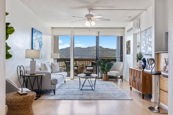 COLLABORATION IS COOL! - Congratulations to our dear friend, seller client, and successful first time seller, Brandon! 👏🏽👏🏽👏🏽👏🏽👏🏽👏🏽👏🏽👏🏽👏🏽👏🏽 Brandon is supportive, engaging, and very helpful! He is truly like this with his friends, family, co-workers, -and so it makes sense that he provided such a smooth and easy escrow for the new homeowners and the team they worked with!
.
It has been a pleasure since day one, and we couldn’t have done it without Brandon and the entire team. Congrats, Brandon -we miss you already!
.
If you’re like Brandon, who needs to sell your property, maybe PCS’ing off island, and you need a reliable and trustworthy team by your side, call us today so we can help you prepare for one of the biggest decisions you’ll make. From the budget to the timeline to actually selling your property, call us today so we can help you ☎️ 808.990.3443