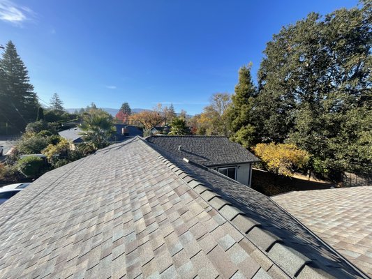 Stranded Dimensional Shingles - Finnished and before Stranded Dimensional Shingles - Finnished and before