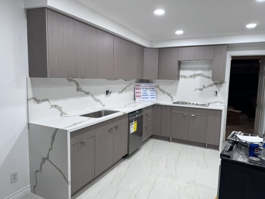 Luxury European Style Kitchen - Absolutely stunning with both side waterfall and all the way up backsplash