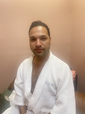 Man’s fall facials - Man’s basic facials and additional treatments are available at Hiral Esthetics!! Pore cleansing, high frequency, extraction. Hydration for dehydrated skin types! Man’s fall facials - Man’s basic facials and additional treatments are available at Hiral Esthetics!! Pore cleansing, high frequency, extraction. Hydration for dehydrated skin types!