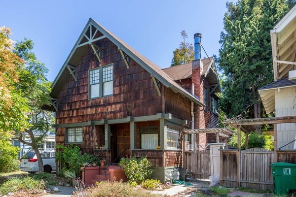 Berkeley homes we have rewired - Berkeley Electric has been rewiring single family homes for over 30 years. Berkeley homes we have rewired - Berkeley Electric has been rewiring single family homes for over 30 years.