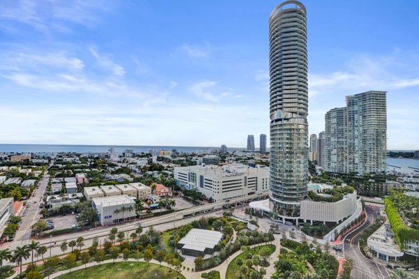 Past Listings - Here are some past listings of mine. I specialize in residential homes & condominiums. Most are new or remodeled but from time to time I list some investment opportunities for renovation projects & demolish/build. I have an extensive knowledge & experience in renovating properties and am happy to pass tips and recommendations down to my clients. Please give me a call so I can assist with your next sale or purchase. Past Listings - Here are some past listings of mine. I specialize in residential homes & condominiums. Most are new or remodeled but from time to time I list some investment opportunities for renovation projects & demolish/build. I have an extensive knowledge & experience in renovating properties and am happy to pass tips and recommendations down to my clients. Please give me a call so I can assist with your next sale or purchase.