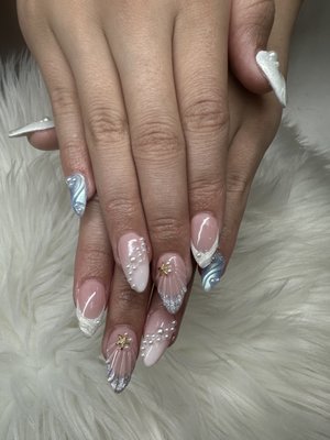 Elegant Nails art and beauty design - Gel X with design#sapphirenailslv#lasvegas#NV