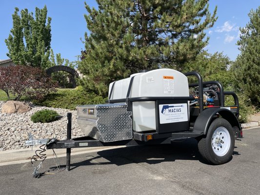 Pressure Washer - At Macias Power Washing Solutions, we use only the most up-to-date equipment, chemicals, and technology to fulfill both residential and commercial needs. Whether it be oil stains on your driveway, residue like mildew and mold, or graffiti from walls, we are able to make your property look pristine!