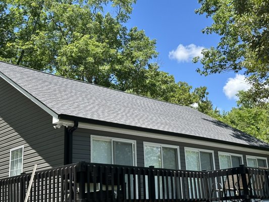 Roofing - We have the best roof crew in east TN.
Call us today for your free estimate.
We do work with all storm damage and insurance.
423-506-0515
Call lance today Roofing - We have the best roof crew in east TN.
Call us today for your free estimate.
We do work with all storm damage and insurance.
423-506-0515
Call lance today