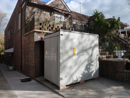 Regular Storage Room (8 x 5 x 7.5) - Pick up at your location and store it at our warehouse
