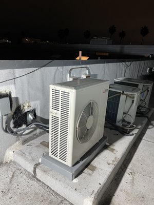 Air handler heat pump change out #1(Mitsubishi) - Upgrade existing old heat pump for new Mitsubishi Inverter Quiet and Efficient Air-handler heat-pump Air handler heat pump change out #1(Mitsubishi) - Upgrade existing old heat pump for new Mitsubishi Inverter Quiet and Efficient Air-handler heat-pump