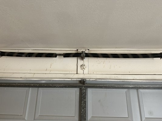 Springs replacement - When the garage door spring brake the door wont be able to go up. when we noticed the problem we decided to replace both springs to make sure it will keep working for the next 10-15 years