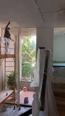Beverly Hills , California - When my business handles popcorn ceiling removal, we make sure to do it right every time. Our team covers every piece of furniture and all your flooring to protect your home. We use the proper equipment and tools to ensure a safe, professional job from start to finish. You can count on us for a guaranteed clean and efficient removal process.