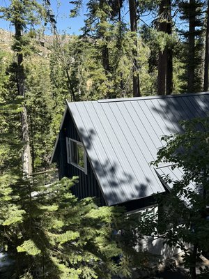 Shaver Lake,
Standing Seam Metal Roofing System - Shaver Lake, Standing Seam Metal Roof