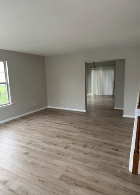 vinyl plank floors - We are professional flooring Installers and are ready to begin your installation, Call willow run know. vinyl plank floors - We are professional flooring Installers and are ready to begin your installation, Call willow run know.