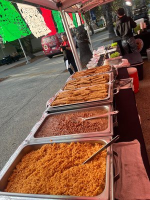 Catering - Cook On Site & Delivery Services
Fully Licensed & Insured Catering - Cook On Site & Delivery Services
Fully Licensed & Insured