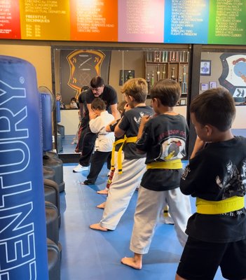 Little Dragon's age 4-9years Tue & Thur 5:30-6:15 - Fast, Fun & Well worth your dollar!! Your child will be taught by Master Chuck Epperson himself & his wife Nanette. These classes are not only so fun & exciting, but well controlled & packed full of physical & social developmental skills training. Fast, Fun & Well worth your dollar. WE HAVE BEEN THRIVING SINCE 1985 for a reason!! Little Dragon's age 4-9years Tue & Thur 5:30-6:15 - Fast, Fun & Well worth your dollar!! Your child will be taught by Master Chuck Epperson himself & his wife Nanette. These classes are not only so fun & exciting, but well controlled & packed full of physical & social developmental skills training. Fast, Fun & Well worth your dollar. WE HAVE BEEN THRIVING SINCE 1985 for a reason!!