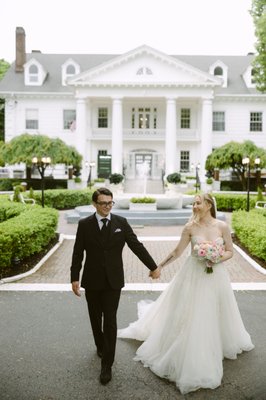 A lifetime of love begins - Hearts connect, love blossoms. #iDoinWinnie 🤍✨ #WinnieBRIDE Carla was a true vision of elegance in her @winniecouture gown.
#WinnieBride #BridalBliss #IdoWithWinnieCouture #WinnieCouture #WinnieDress #bridesquad #iDoinWinnie #bridaldreamland #TheWinnieExperience #WinnieCouture #dressstore #formalwearstore