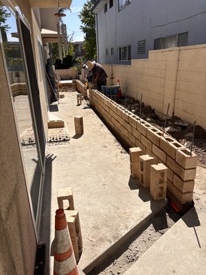 Cinder block wall 55ft total with 4ft H Beverly hills - We did a a nice cinder block wall in Beverly hill’s September/2026