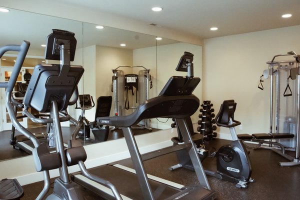 Community Amenities - Enjoy the comforts of a timeless community with thoughtful amenities, including a well-equipped fitness center, a fun-filled playground, and peaceful outdoor spaces for all to enjoy.
