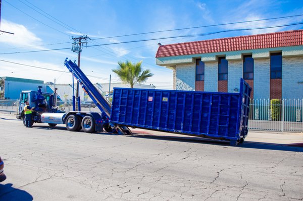 Rolloff Service - Rolloffs are 14 day rentals for large projects. We can provide 40 yard and 20 yard containers for materials, not including, heavy debris like dirt, concrete, brick, ect. If you do have heavy materials we can provide you a 10 yard container that, when filled properly, will not exceed weight limits for our highways. Please call for prices and details on weight limits. Also let us know if your construction project needs recycling when you call. If you are not sure call us and we will do our best to help with that as well. Rolloff Service - Rolloffs are 14 day rentals for large projects. We can provide 40 yard and 20 yard containers for materials, not including, heavy debris like dirt, concrete, brick, ect. If you do have heavy materials we can provide you a 10 yard container that, when filled properly, will not exceed weight limits for our highways. Please call for prices and details on weight limits. Also let us know if your construction project needs recycling when you call. If you are not sure call us and we will do our best to help with that as well.