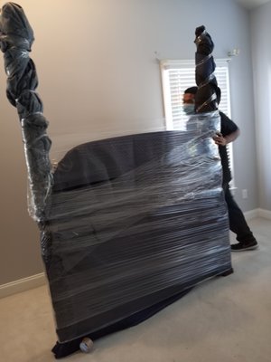3 Bedroom pack up and move to new home - This 3 bedroom with den pack up of all furniture and a couple of large tv's took 3 and half hours. This move went smooth because the customer followed are prep mode for there move. Yes we provide a step by step on how to prepare for your move. 3 Bedroom pack up and move to new home - This 3 bedroom with den pack up of all furniture and a couple of large tv's took 3 and half hours. This move went smooth because the customer followed are prep mode for there move. Yes we provide a step by step on how to prepare for your move.