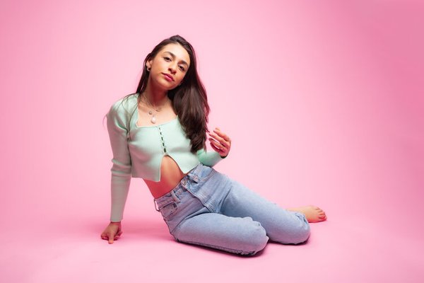 Portrait photography - This project focuses on capturing the personality of people and groups of people. All photos are edited. Portrait photography - This project focuses on capturing the personality of people and groups of people. All photos are edited.