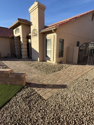 Paver installation - Ready to upgrade your home with custom pavers?
We specialize in clean, high-quality installations that last. Message us today to get started!