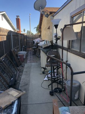 Backyard Junk Removal - We had a last-minute call for a backyard cleanup and we were there same day Backyard Junk Removal - We had a last-minute call for a backyard cleanup and we were there same day