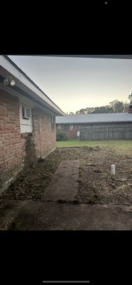 Cleanup - This house was in bad shape we cleaned it up hauled off the debris left it nice! Cleanup - This house was in bad shape we cleaned it up hauled off the debris left it nice!