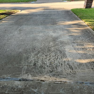 Driveway Clean August 3024 - This clean was done after the homeowner contacted me. I started on a Sunday and my pressure washer failed. I took it in and got a replacement and came back out the following week and got the work done. This one was fun and hard at the same time. Those lichen spots refused to come off with the first round of sodium hydrochloride but they lost the fight after the second round and I got them off with my pressure wand. Driveway Clean August 3024 - This clean was done after the homeowner contacted me. I started on a Sunday and my pressure washer failed. I took it in and got a replacement and came back out the following week and got the work done. This one was fun and hard at the same time. Those lichen spots refused to come off with the first round of sodium hydrochloride but they lost the fight after the second round and I got them off with my pressure wand.