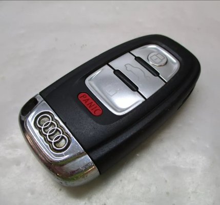 Audi A4 2017 all keys lost key replacement. - All keys were lost. Brand New FOB was programed.