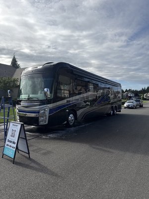 RV wash and wax - RV exterior wash and wax RV wash and wax - RV exterior wash and wax