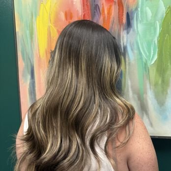 Cut & Color Services - At Casita De Bonitas, we specialize in women’s haircuts and color services designed to bring out your best look. Whether you need a precision cut, vibrant color, expert color correction, or a flawless blowout, Selena Hughes combines skill and artistry to create a style tailored just for you.

Every appointment is personalized—whether you want a bold transformation or a subtle refresh, you’ll leave with hair that’s healthy, beautiful, and confidence-boosting. Experience professional service in a welcoming, relaxing atmosphere at Casita De Bonitas.