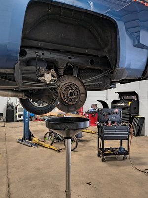 2015 Silverado - replacing wheels bearings and wheels seals 2015 Silverado 2015 Silverado - replacing wheels bearings and wheels seals 2015 Silverado