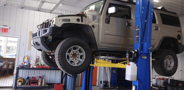 J And R Auto - We do all mechanical repair and also do detailing,touch up and buff scratches