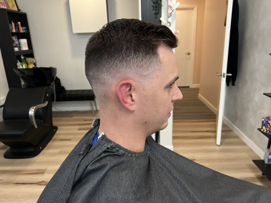 Local Barber - Come by and get cleaned up right with quality haircuts and services at Yuni’s Fade Factory where anyone who is looking for a consistent and clean fade is welcomed, including kids! Use the link to check availability, prices, and services
https://yunisfadefactory-2016.square.site/ Local Barber - Come by and get cleaned up right with quality haircuts and services at Yuni’s Fade Factory where anyone who is looking for a consistent and clean fade is welcomed, including kids! Use the link to check availability, prices, and services
https://yunisfadefactory-2016.square.site/
