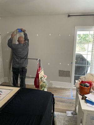 Sound proofing room with dense packed cellulose insulation - Sound proofing guest room from outside noise Sound proofing room with dense packed cellulose insulation - Sound proofing guest room from outside noise