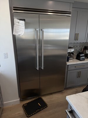 Viking Ice Maker Replacement - Replaced a faulty ice maker in a Viking refrigerator that had stopped producing ice. The original unit had a damaged motor and cracked mold. We installed a new OEM ice maker, tested the water line, and confirmed proper operation. Ice production is fully restored—another smooth fix by Local Appliance Repair Viking Ice Maker Replacement - Replaced a faulty ice maker in a Viking refrigerator that had stopped producing ice. The original unit had a damaged motor and cracked mold. We installed a new OEM ice maker, tested the water line, and confirmed proper operation. Ice production is fully restored—another smooth fix by Local Appliance Repair