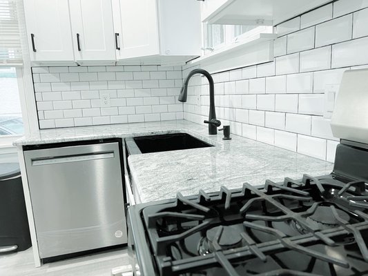 Kitchen Remodel - Scranton, PA - Monday checklist:
🔘 new kitchen
🔘 happy customer
⚪️ new client
Call now for your free consultation with our project manager. Kitchen Remodel - Scranton, PA - Monday checklist:
🔘 new kitchen
🔘 happy customer
⚪️ new client
Call now for your free consultation with our project manager.