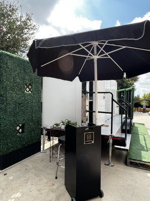 Luxury 4 Station unit - This was for an amazing wedding we serviced. The client wanted privacy hedging for their event not only for a very appealing look but for privacy as well. Our clients were very impressed and delighted on how everything was set up and decorated. Luxury 4 Station unit - This was for an amazing wedding we serviced. The client wanted privacy hedging for their event not only for a very appealing look but for privacy as well. Our clients were very impressed and delighted on how everything was set up and decorated.