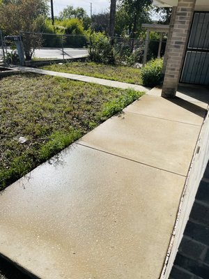 Driveway/carport power wash - This driveway was owned by a mechanic and it had some heavy grease stains. I got all the grease off the ground and removed a bunch of stains from this concrete Driveway/carport power wash - This driveway was owned by a mechanic and it had some heavy grease stains. I got all the grease off the ground and removed a bunch of stains from this concrete