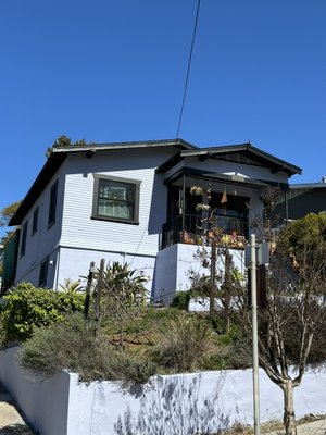 Landis purple craftsman - This was a cool project it was a little steep on one side of the house but with the right equipment and team. we where able to restore this historic house safely putting a modern twist with the light purple body color and trimmed out in black. Landis purple craftsman - This was a cool project it was a little steep on one side of the house but with the right equipment and team. we where able to restore this historic house safely putting a modern twist with the light purple body color and trimmed out in black.